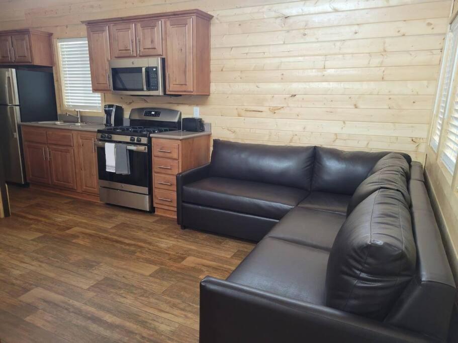 ואלה 037 Tiny Home Nr Grand Canyon South Rim Sleeps 8 מראה חיצוני תמונה